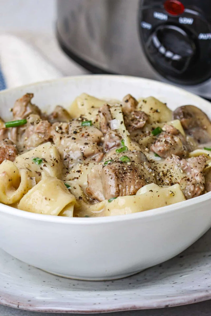 Slow Cooker Beef Stroganoff