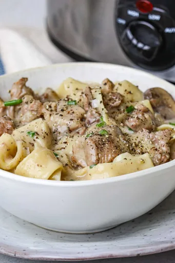 Stroganoff de ternera en olla de cocción lenta