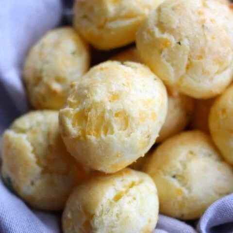 Sharp Cheddar and Thyme Cheese Puffs (Gougere)