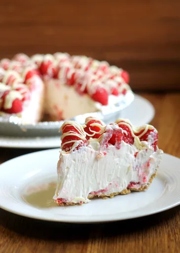 Tarta de Queso con Frambuesa y Chocolate Blanco