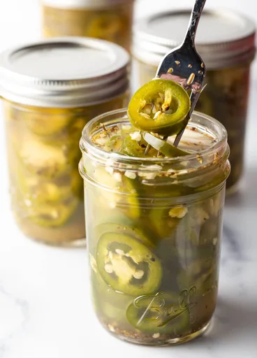 Quick Spicy Pickled Jalapeños Recipe