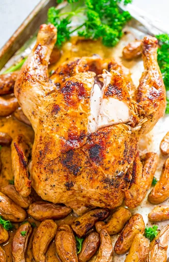 Pollo Entero y Patatas Asados al Horno