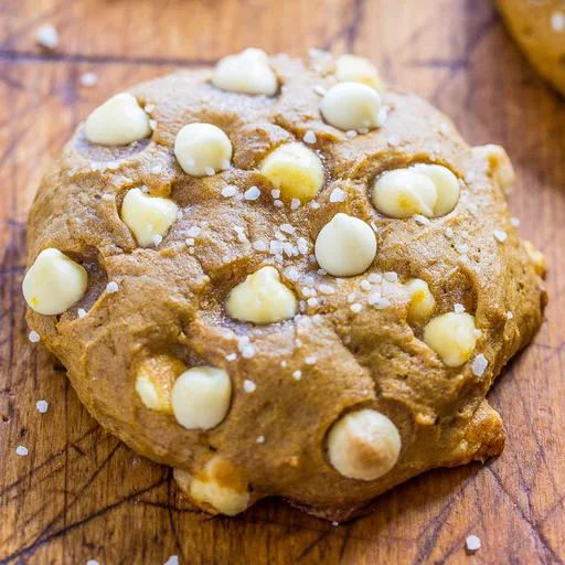 Pumpkin White Chocolate Chip Cookies
