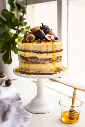Earl Grey Cake with Honey Mascarpone Frosting and Fresh Figs