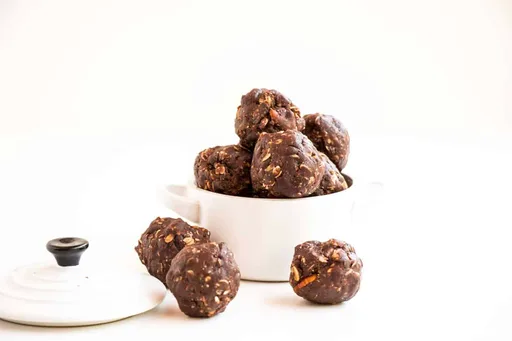 Nutty Chocolate Energy Balls