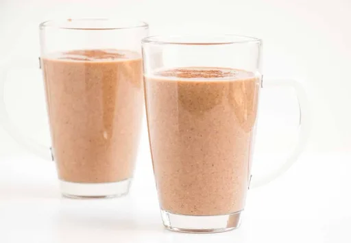 Batido de té chai con vainilla