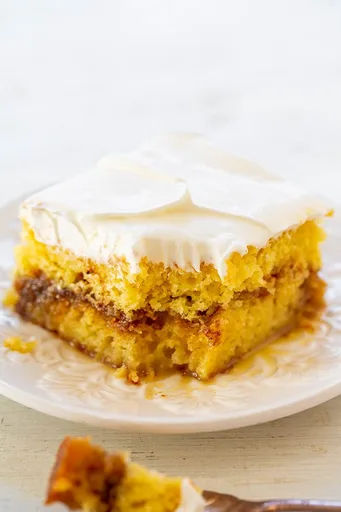 Honey Bun Cake