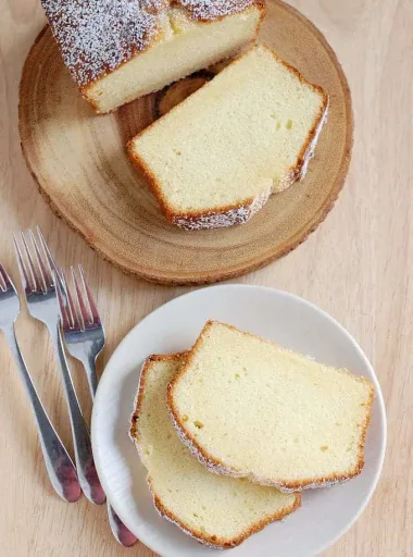 Sour Cream Pound Cake