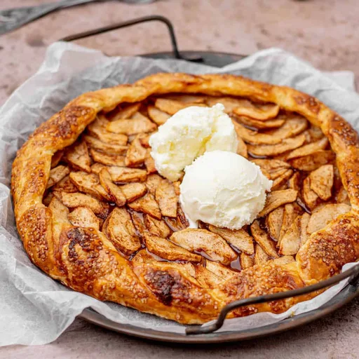 Galette de manzana con hojaldre