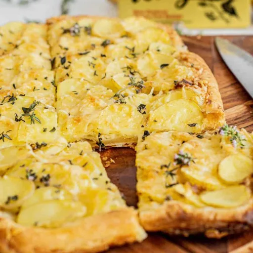 Tarta de patata con hojaldre