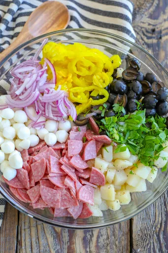 Ensalada de patatas al estilo antipasti