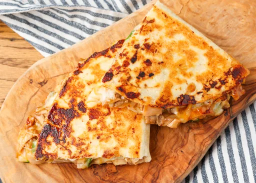 Quesadillas de Pollo Teriyaki