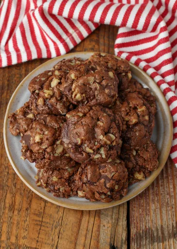 Chocolate Walnut Cookies