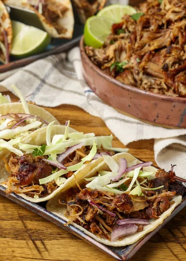 Tacos callejeros de carnitas
