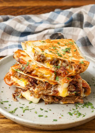 Quesadilla de carnitas
