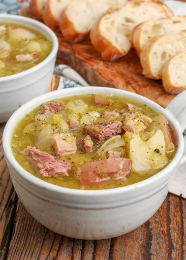 Slow Cooker Split Pea Soup