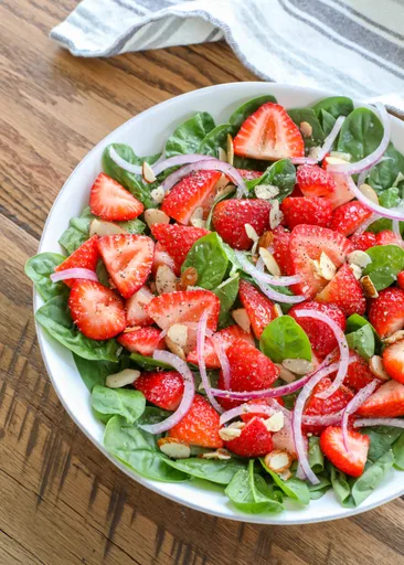 Ensalada de espinacas con fresas