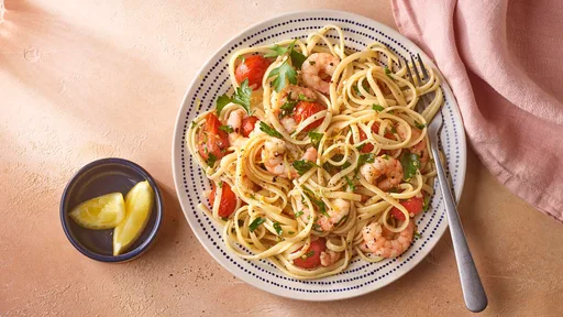 Linguine con langostinos al ajillo en freidora de aire