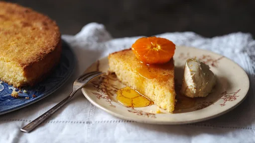 Pastel de limón y polenta