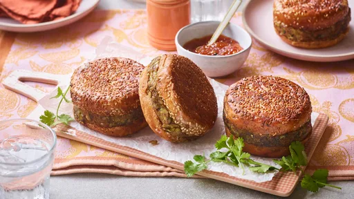 Aloo gobi tawa burgers