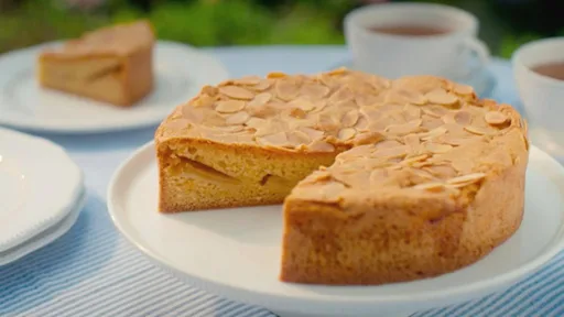 Apple and almond cake