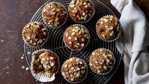 Apple and raisin muffins