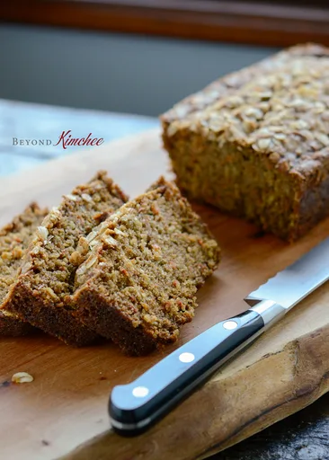 Wholesome Carrot Oat Bread