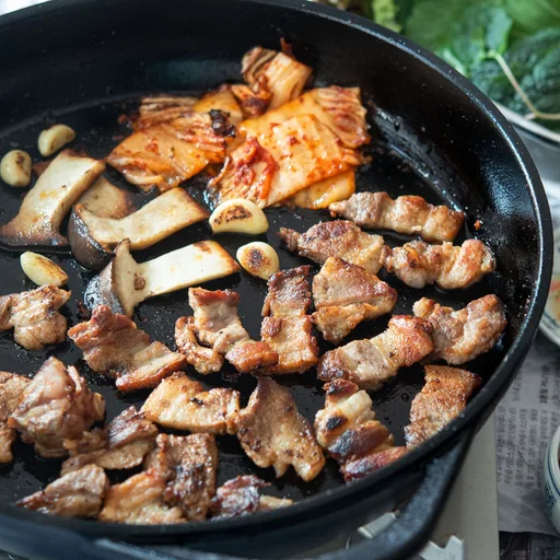 Samgyupsal Gui (Barbacoa coreana de panceta de cerdo)