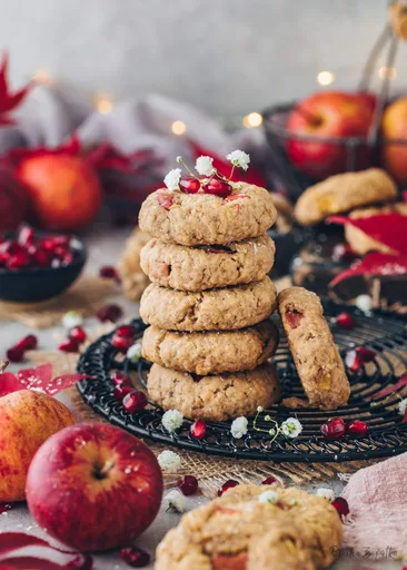 Vegane Apfel-Cookies mit Haferflocken