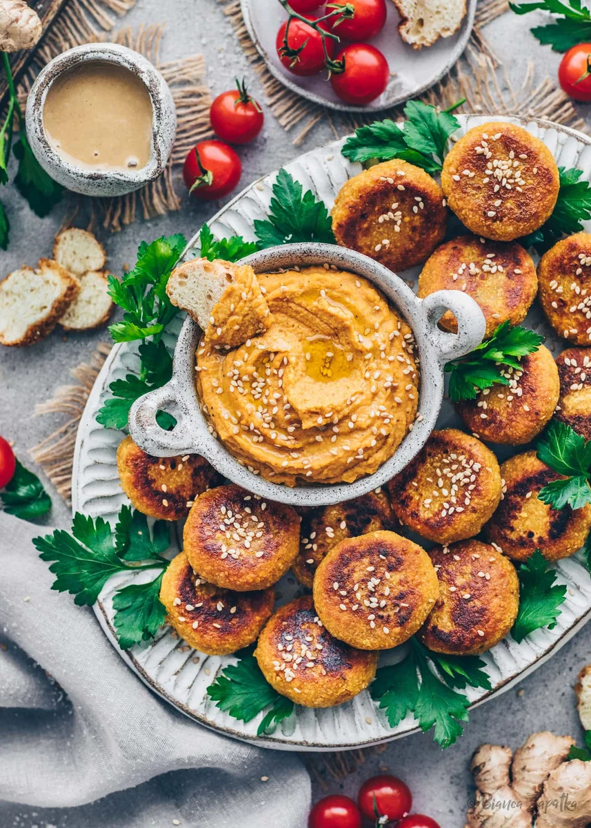 Red Lentil Dip (Creamy Indian Dal Spread)