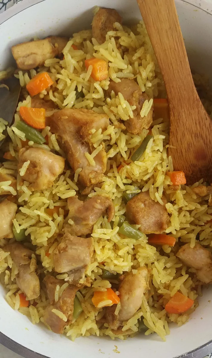 Curry chicken and rice (one pot)