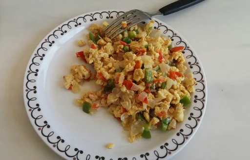 Huevos revueltos al curry