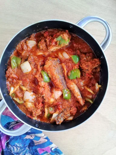 Estofado de pescado frito