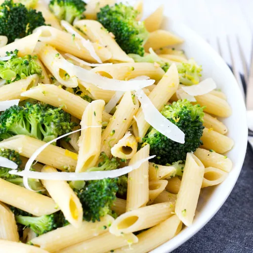 Easy Lemon Broccoli Pasta