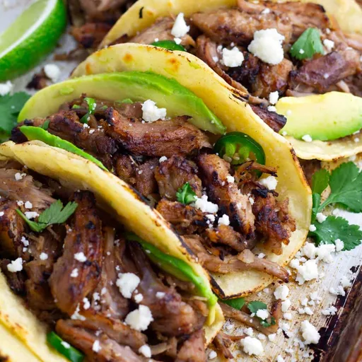 Carnitas perfectas en olla de hierro fundido