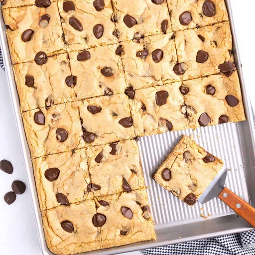 Brown Butter Chocolate Chip Cookie Bars (No Mixer Needed)