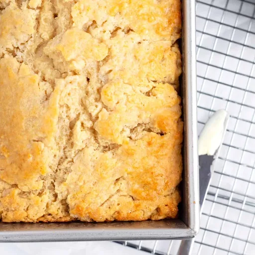 6 Ingredient Honey Beer Bread (no yeast!)