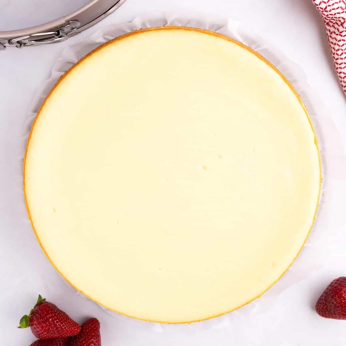 The Easy Way to Bake a Cheesecake without a Water Bath
