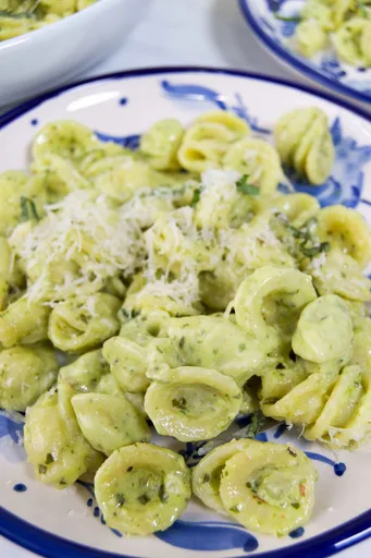 Salsa Alfredo cremosa al pesto