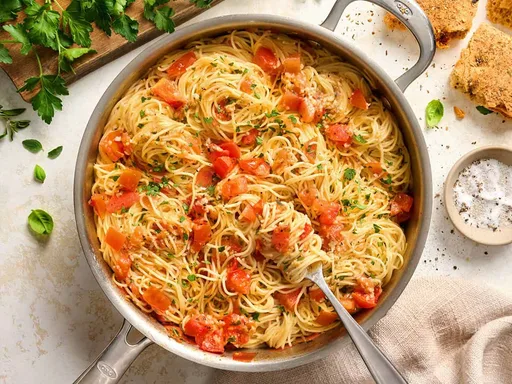 Pasta Pomodoro con cabello de ángel