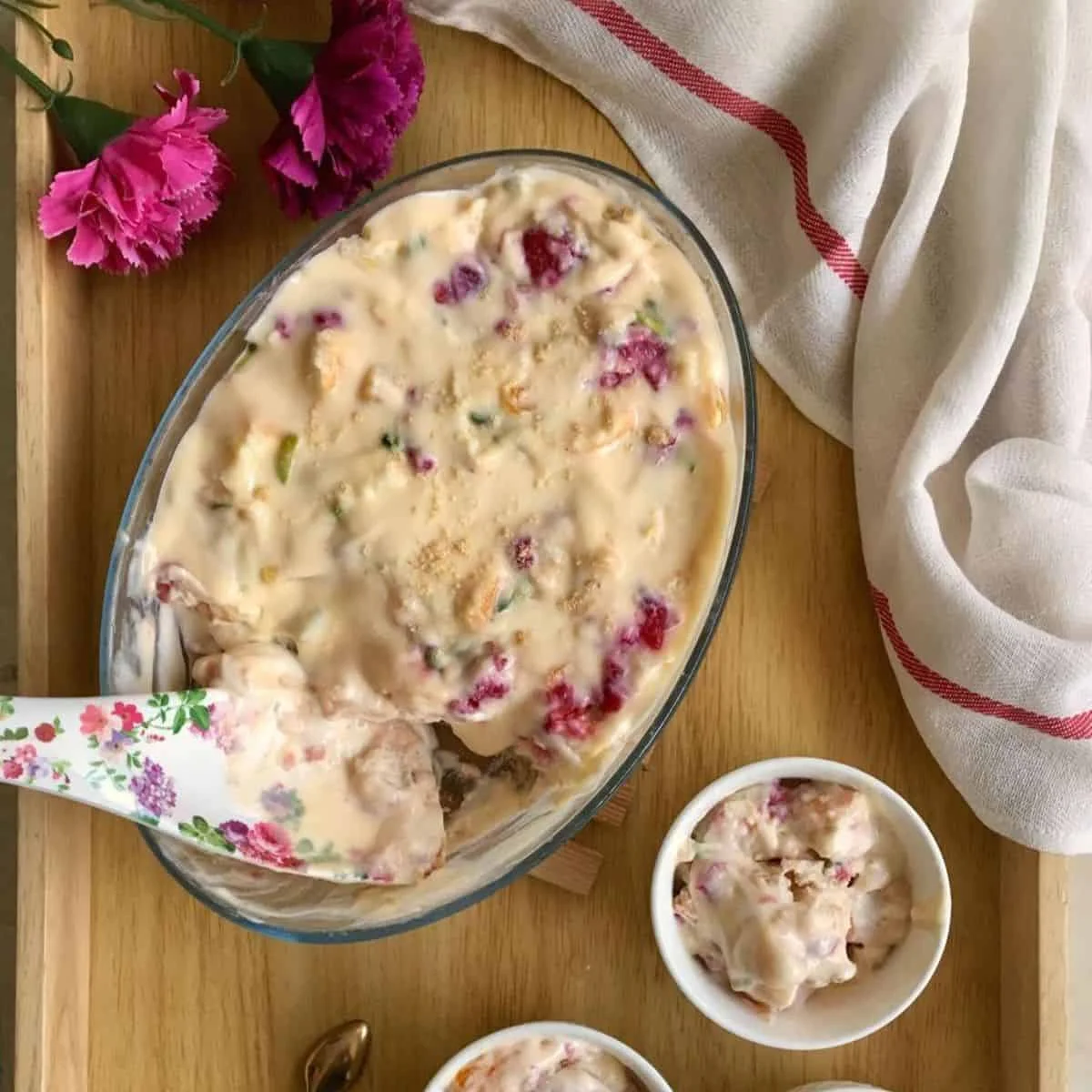 Cake Pudding with Custard