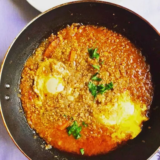 Kima con huevos (Kimë me Vezë)
