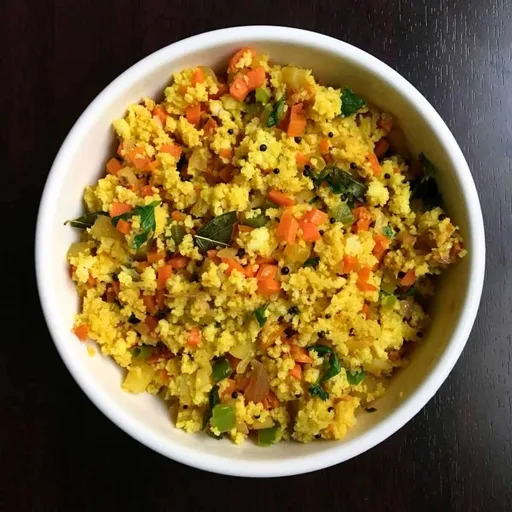 Idli Upma with Vegetables using leftover Idlis