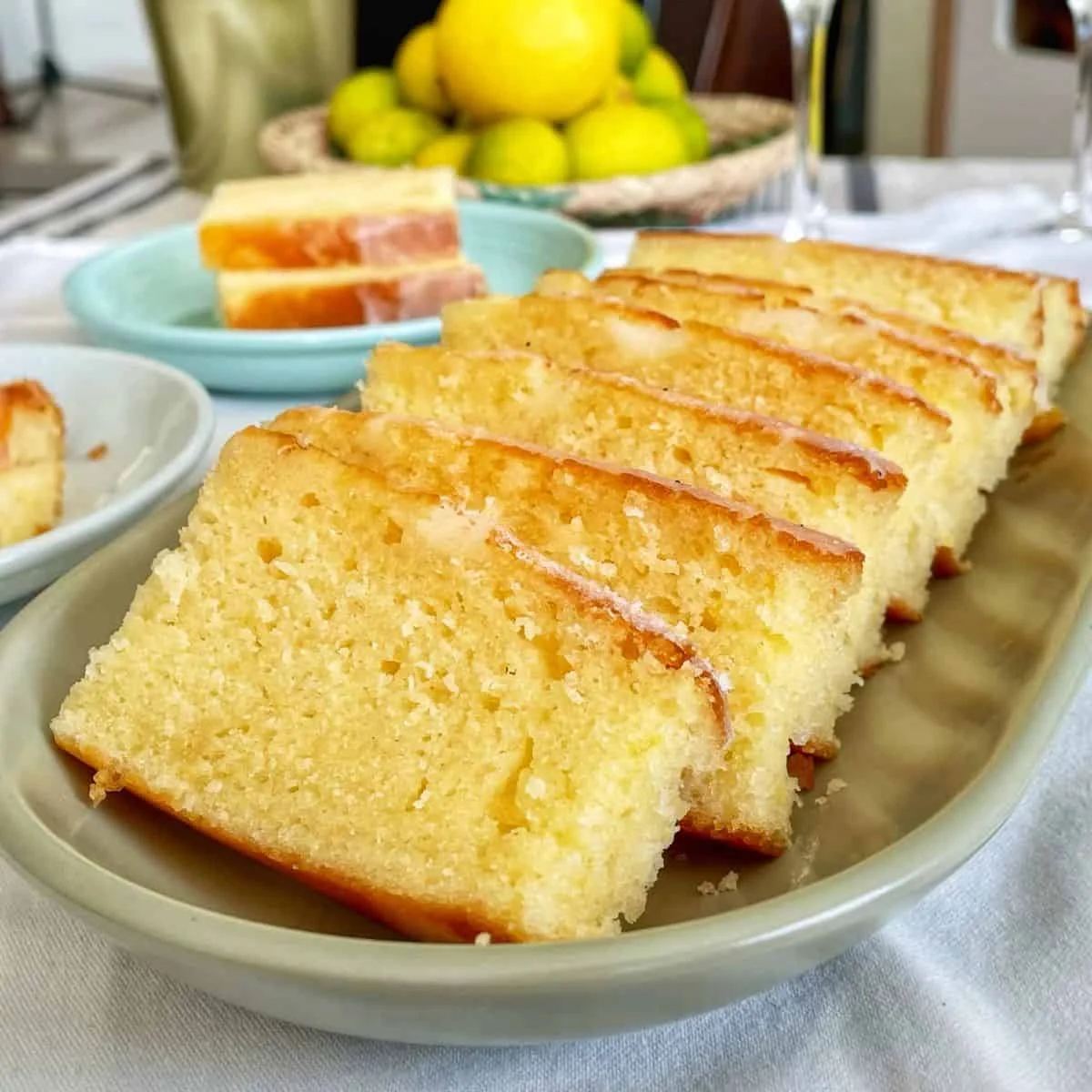 Lemon Yoghurt Cake (Gâteau au Yaourt au Citron)