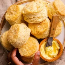 Tender & Fluffy Buttermilk Biscuits
