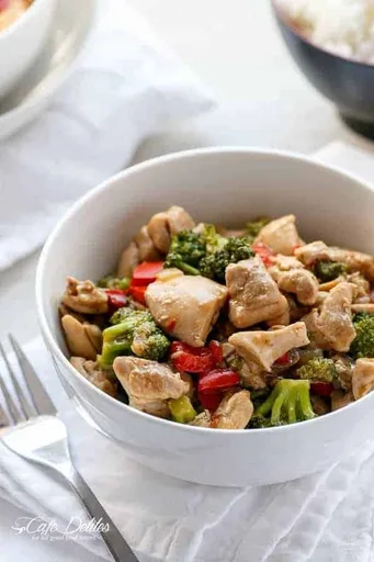 Simple Hoisin Chicken and Broccoli Stir-Fry