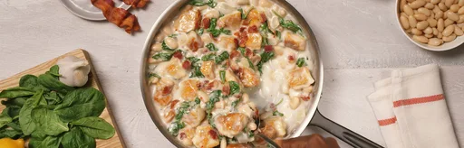 Sartén de Pollo a la Italiana con Espinacas y Tocino