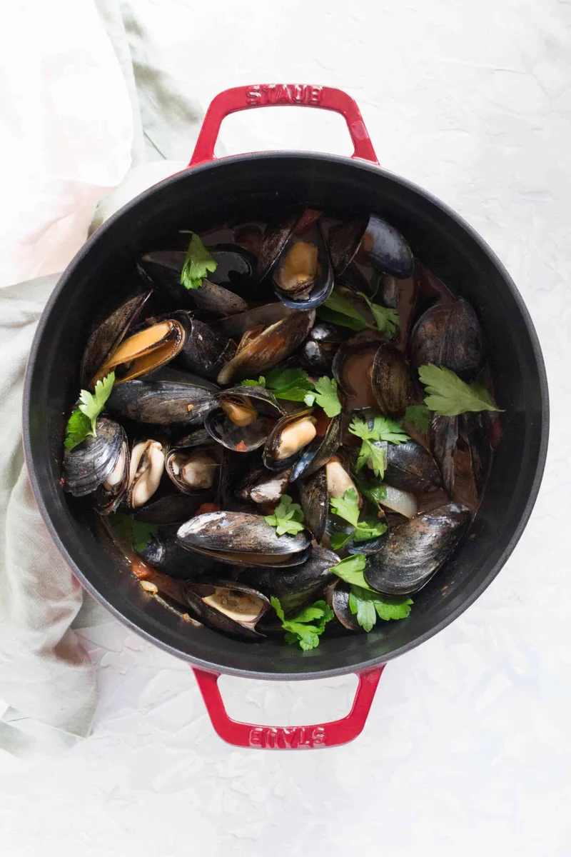 Spicy Steamed Mussels