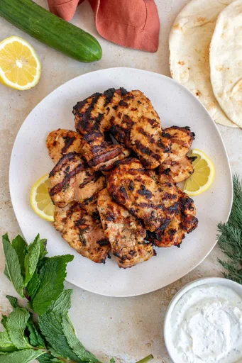 Pollo marinado con yogur griego