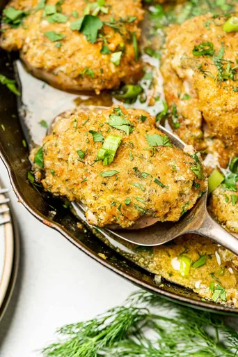 Muslos de pollo al queso cheddar y ranchera